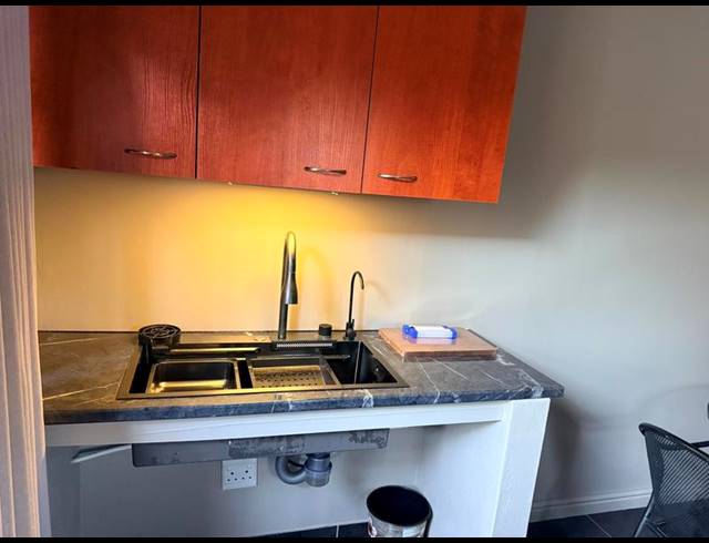 1 BEDROOM PROPERTY TO RENT IN BOSTON
